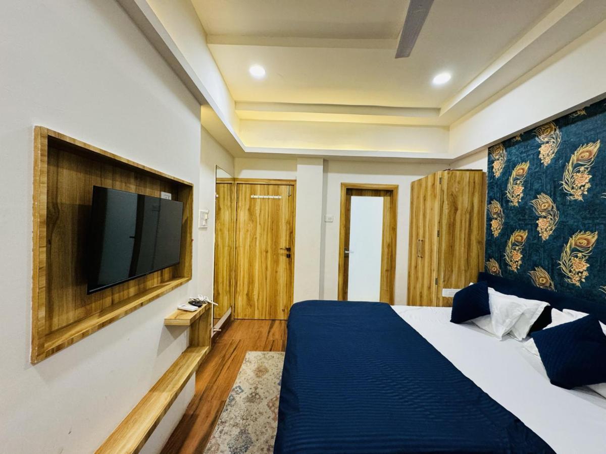 Hotel Shree Mahakal Krapa Ujjain Buitenkant foto