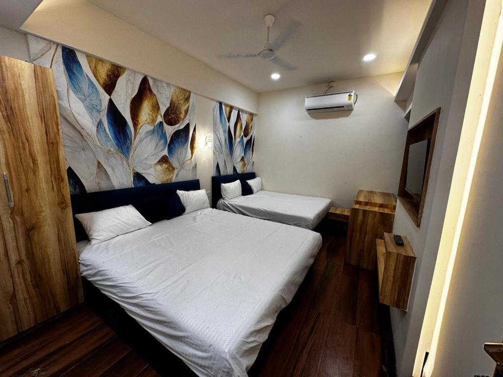 Hotel Shree Mahakal Krapa Ujjain Buitenkant foto