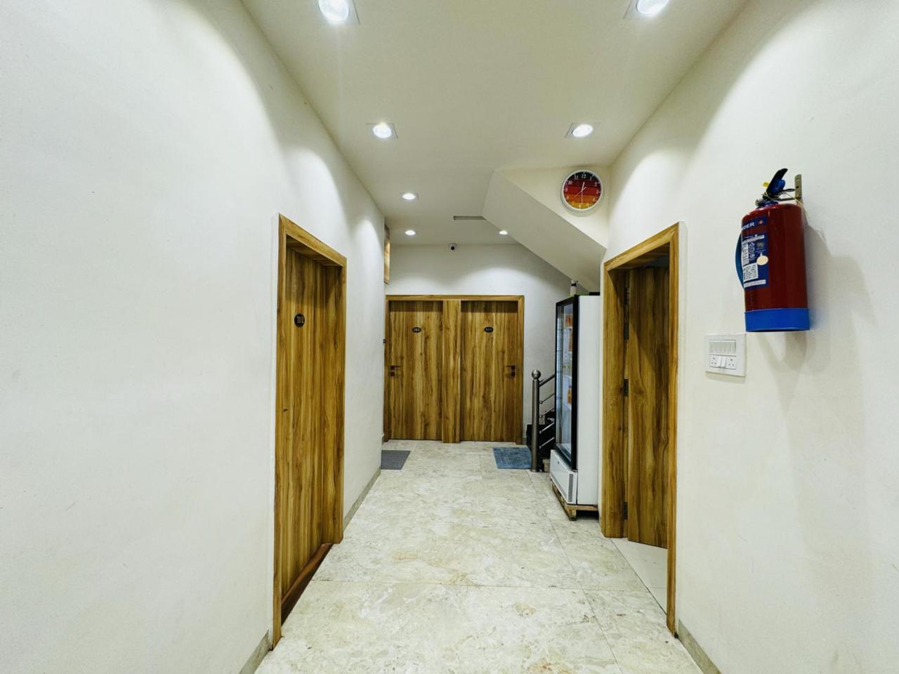 Hotel Shree Mahakal Krapa Ujjain Buitenkant foto