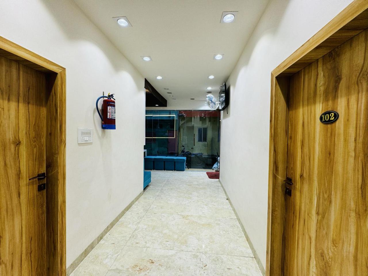 Hotel Shree Mahakal Krapa Ujjain Buitenkant foto