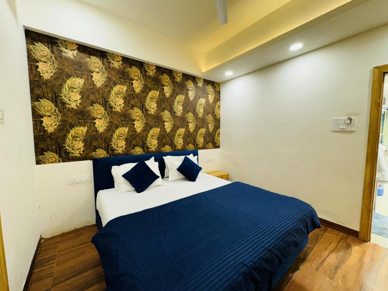 Hotel Shree Mahakal Krapa Ujjain Buitenkant foto