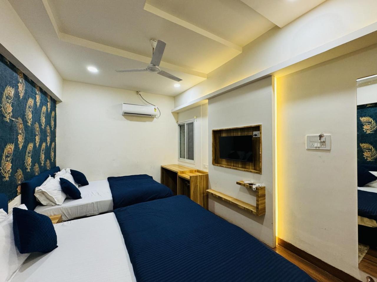 Hotel Shree Mahakal Krapa Ujjain Buitenkant foto